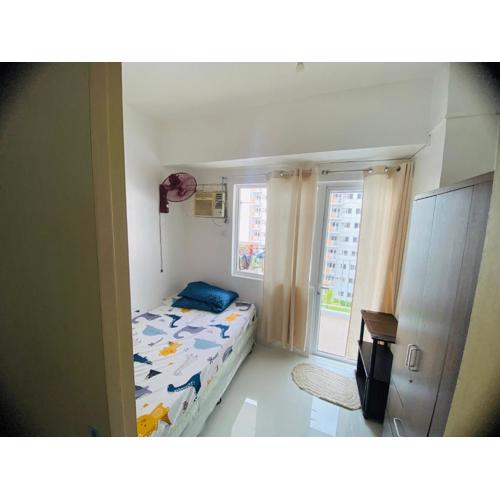 Field Residences 1bedroom condo-Free Wifi, Near in NAIA Terminal