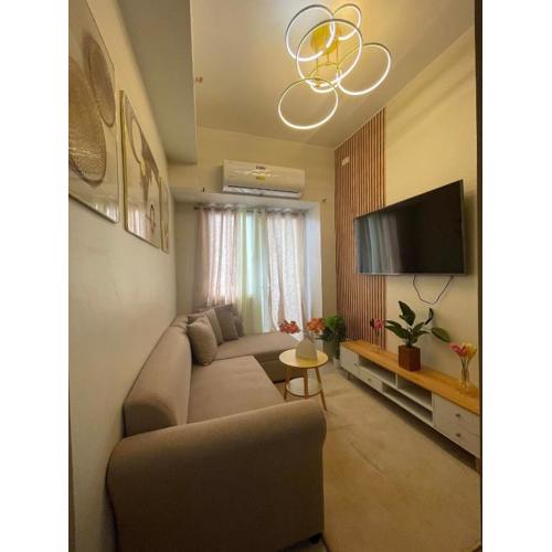 Field Residences King Elite Near NAIA Arport