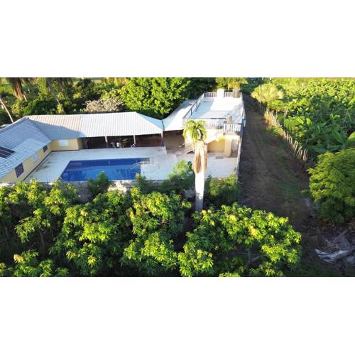 Finca im Grünen, sehr ruhige Lage, Terrasse mit Pool