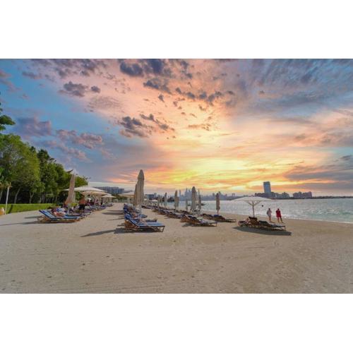 FIRST CLASS 1BR in Royale Apartment on the Palm