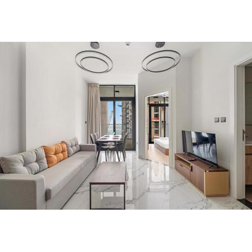 FIRST CLASS 1BR Waterfront Bliss