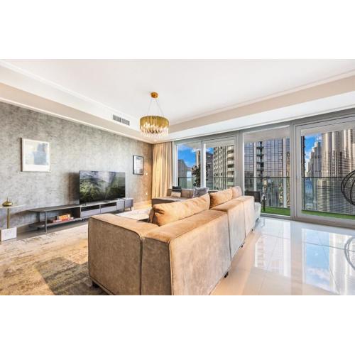 FIRST CLASS 4BR Burj Khalifa View Modern Gem