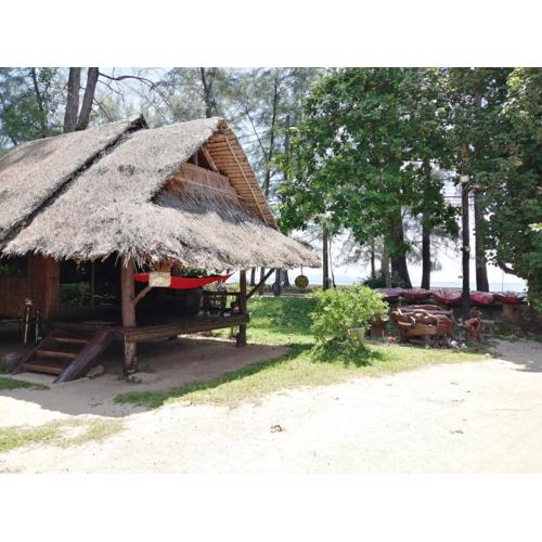 Fisherman's Hut , ขนำชาวเลโฮมสเตย์