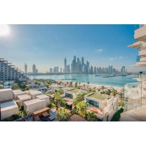 *Five Palm* 2bdr Private Beach