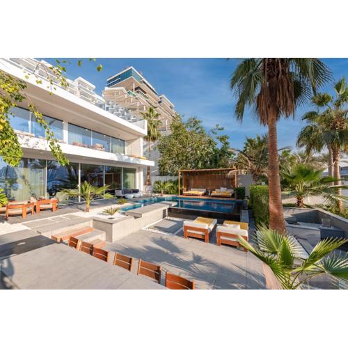 Five Palm Luxury Beach Villa with Private Pool, Panoramic Views, and Jacuzzi by Exclusive Holiday Homes