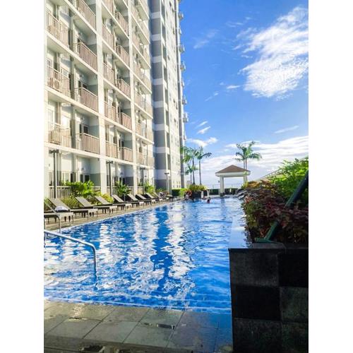Flat For holiday with Manila Bay View with Netflix