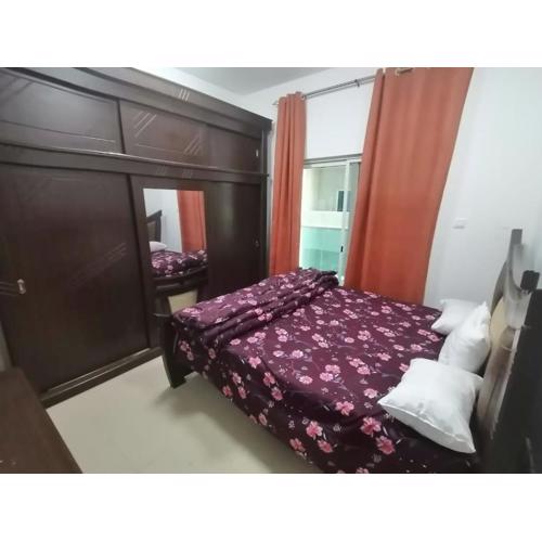 Flat in City Tower one bedroom and hall and 2bath