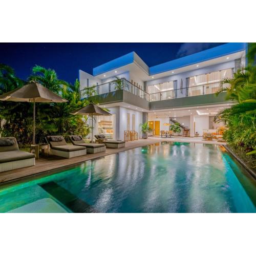 Flores Villa by Betterplace