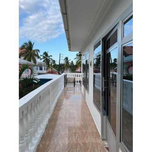 Flow Guest House & Cafe