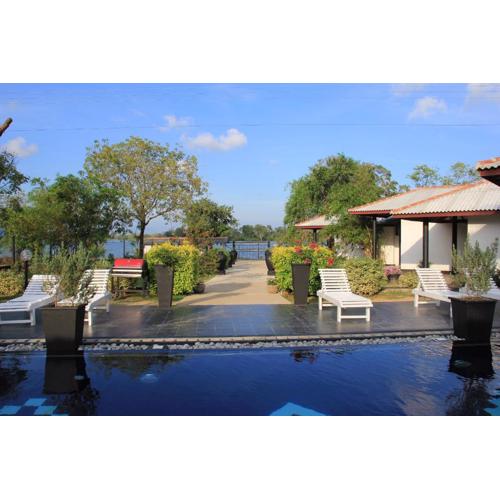 Flower Garden Lake Resort