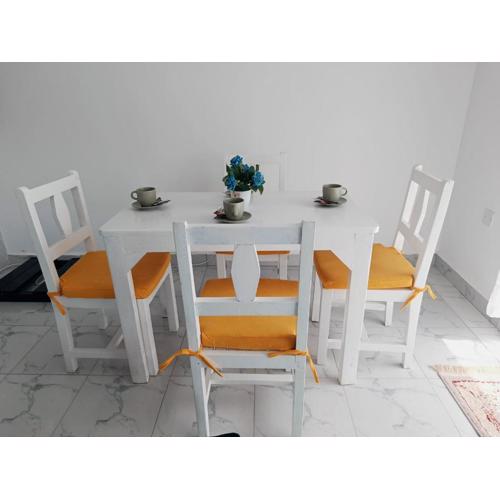 Flycationke Homes 2 Bedroom Apartment