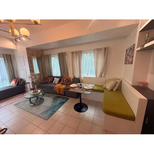 Forbeswood Parklane Condominium