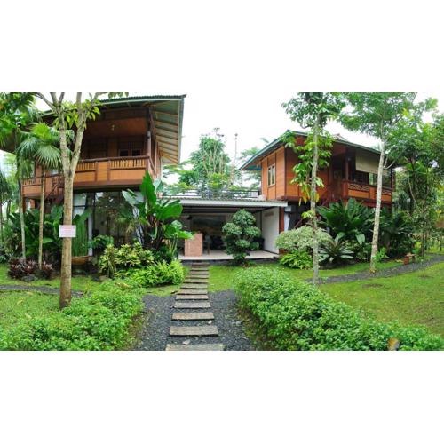 Forrest Cafe & Wisata Berkuda