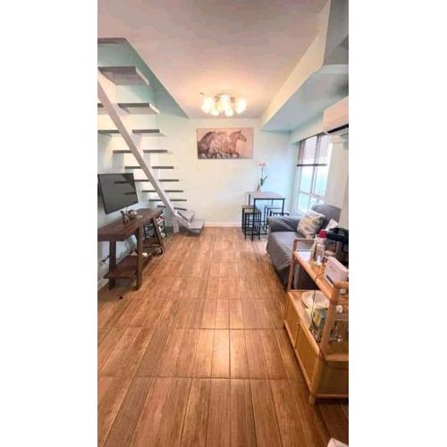 Fort Victoria affordable Loftstyle 2BR