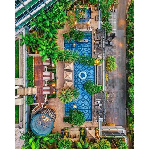 Four Seasons Hotel Jakarta