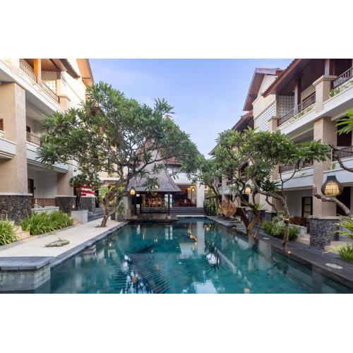 Fourteen Roses Beach Hotel