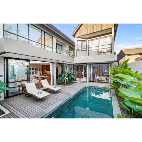 Fraja Villa by Kozystay - Jimbaran