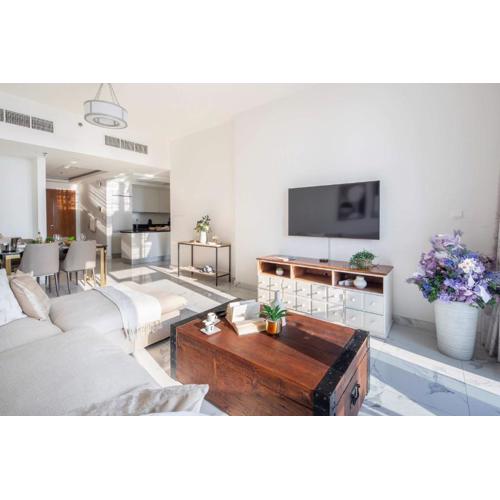 Frank Porter - Amna Tower