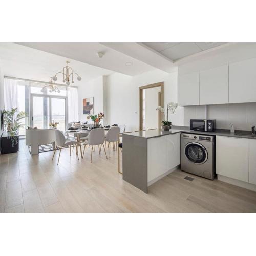 Frank Porter - Bloom Tower A