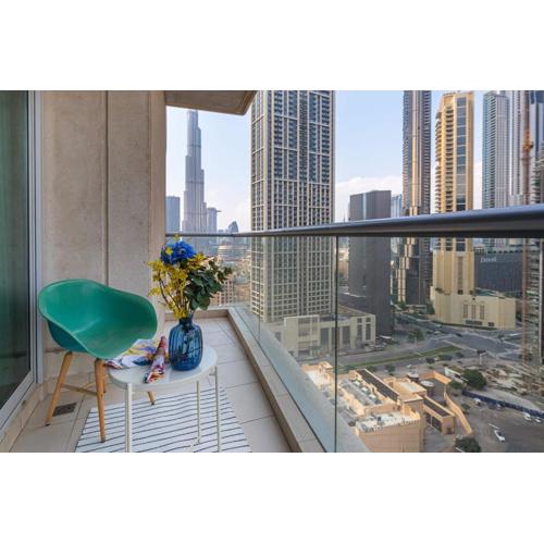 Frank Porter - Burj Views West