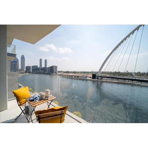 Frank Porter - Canal Front Residence 2