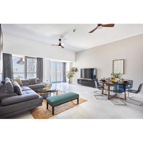 Frank Porter - Cayan Tower