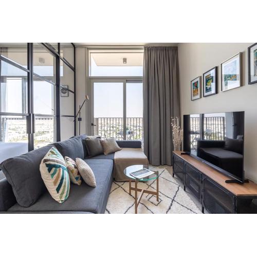 Frank Porter - Collective Tower 1