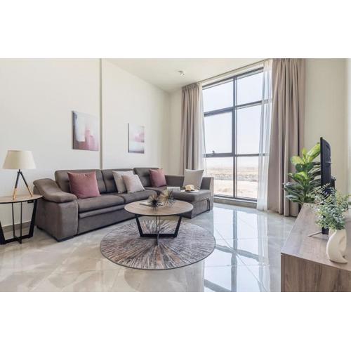 Frank Porter - Majestique Residence 2