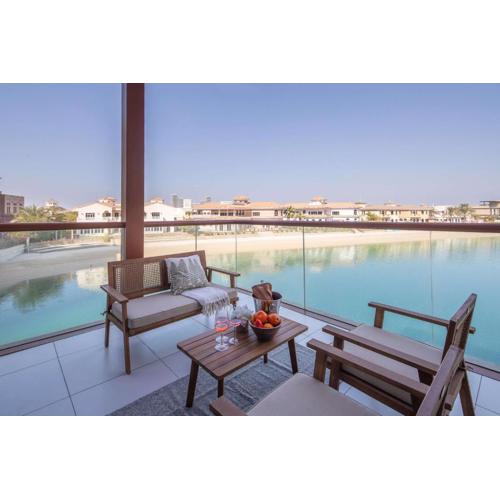 Frank Porter - Palm Views East