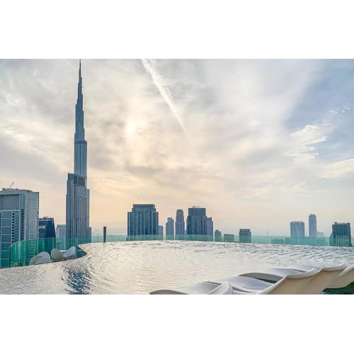 Frank Porter - Paramount Midtown