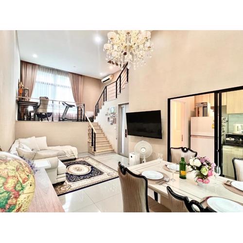 Free pick up / Stunning Luxury Family Home 3B3B