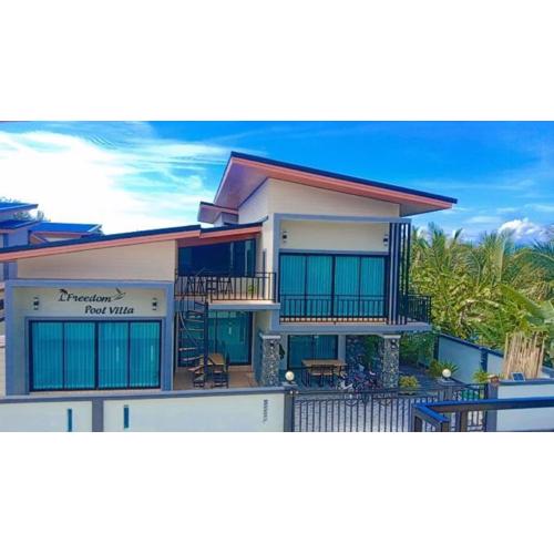 Freedom Pool Villa
