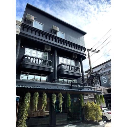 Friends Station Tukkom Hostel & Cafe