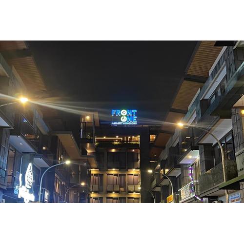 Front One Harvest Hotel Wonosobo