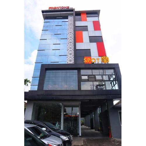 Front One Inn Kediri