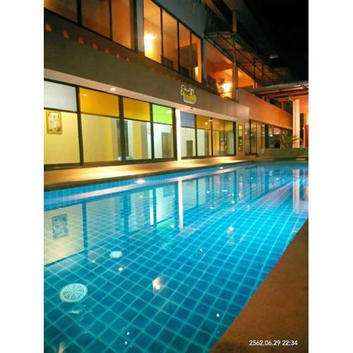 โรงแรมฟร้อนบีช frontbeach