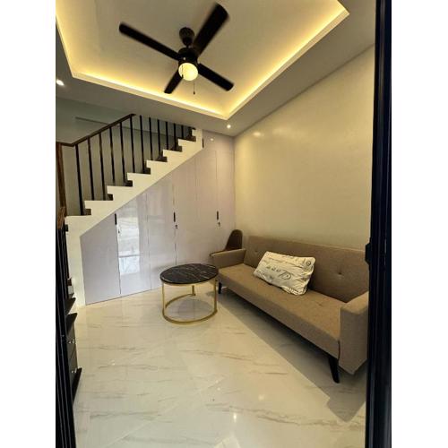 Fully Furnished 2 BR w/ Netflix