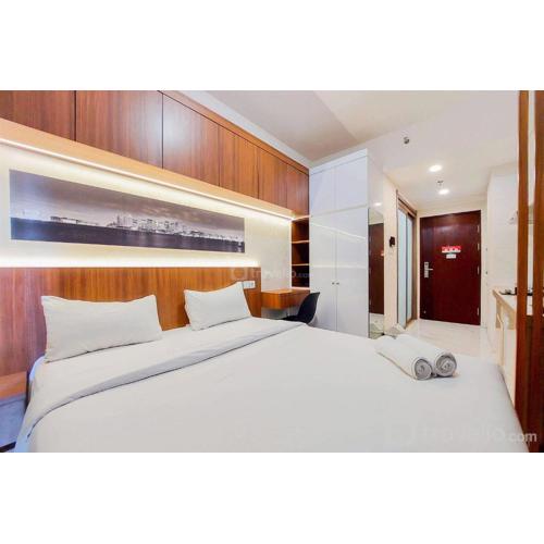 Fully Furnished and Simply Studio at Sky House BSD Apartment By Travelio