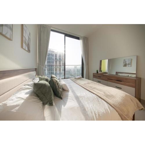 Fully Furnished I Circle Mall I Sleeps 4