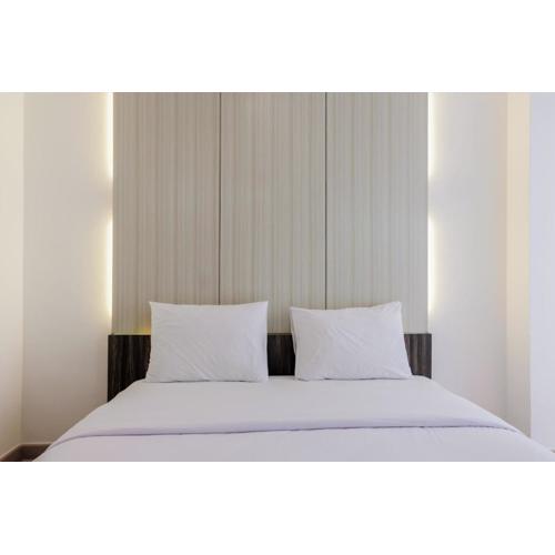 Fully Parquette City View Studio Apartment at M-Town Residence By Travelio