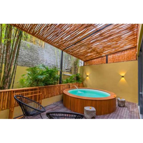 Fulmala 1 BR Suite Plunge Pool ZN161