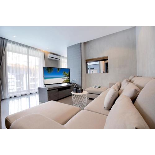 Fun, Beach & Topical Vibes! Pool View 2BR Apartment CTG P603-4 in Tropics Kamala Residence