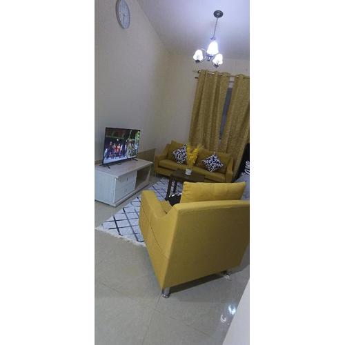 Furnished daily studio basis