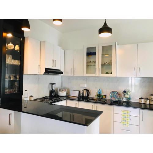 Furnished homelike apartment at Mount Clifford Range,Homagama