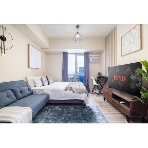 Furnished Studio in Avida Towers Riala, Cebu IT Park with Fast WiFi, Netflix, Pool and More
