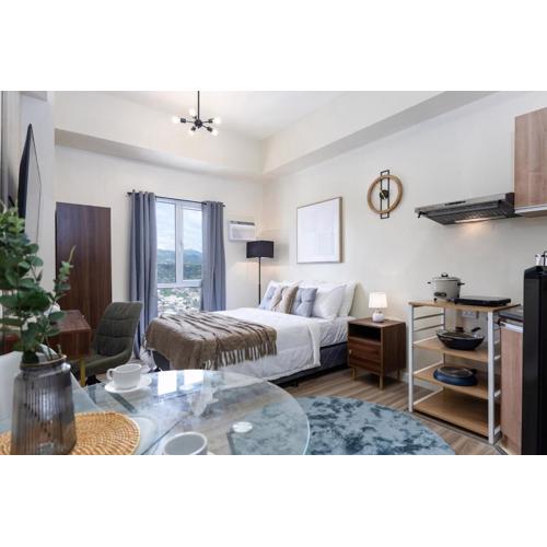 Furnished Studio in Cebu IT Park with WiFi, Netflix and Pool Access