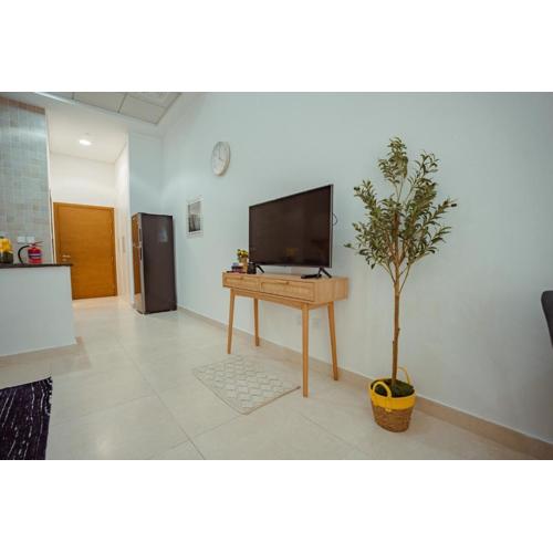 G06 Ansam Amalfi-Inspired Studio Yas Island Escape