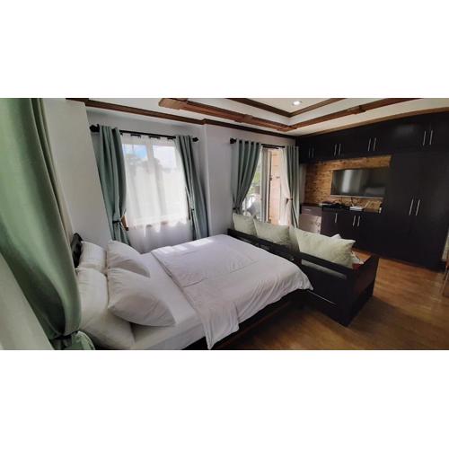 Gab's CozyHome at Bonbel Condo, Botanical Gardens Baguio