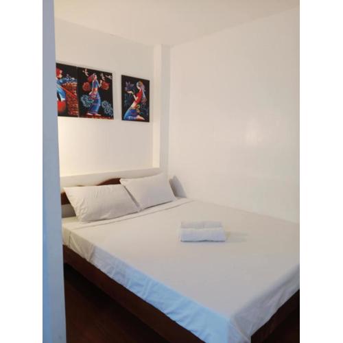 Gaja Go Dive and Inn