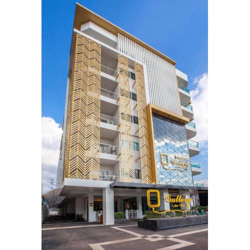 Gallery Lake View Hotel